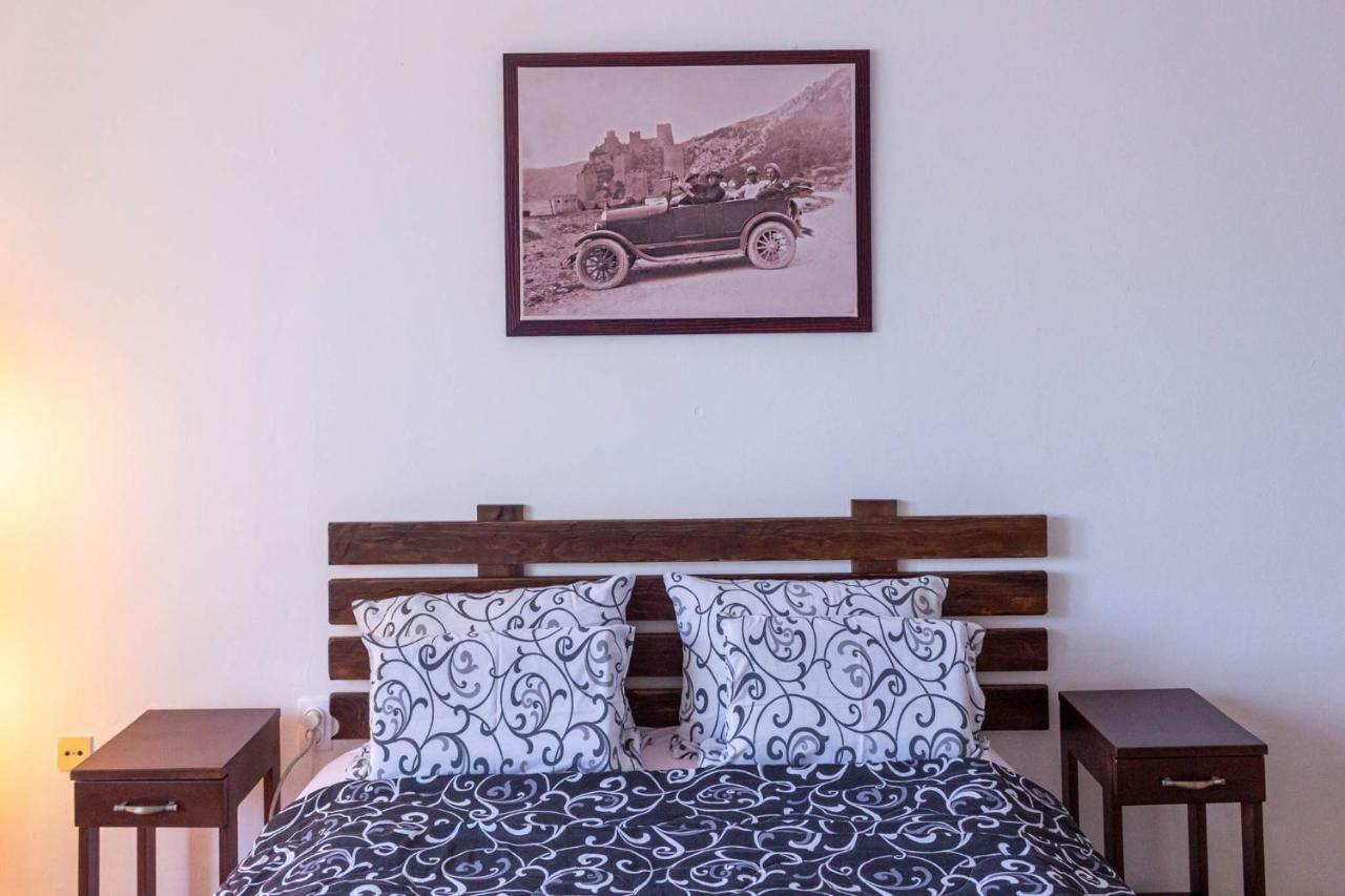Apartman "Soba Sa Pogledom" Golubac Exterior foto
